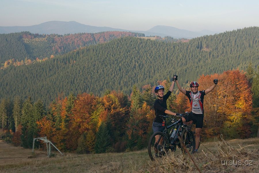 IMGP9802.jpg - ..a vrcholová radost. Hurá! Tak jsme na Soláni!